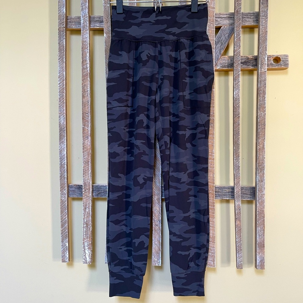 Athleta Salutation Jogger in Camo